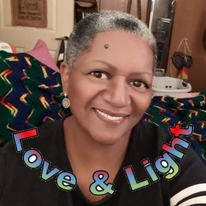 Meet your Posher, Leslie